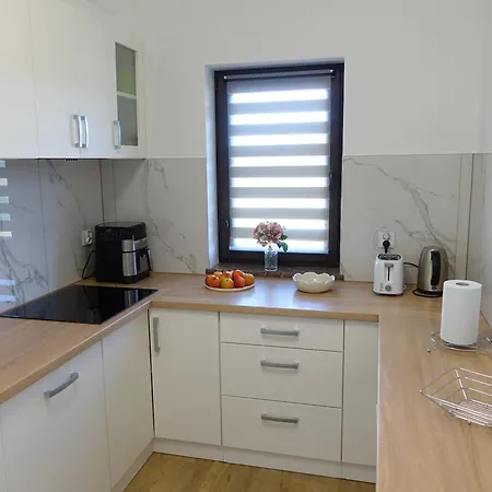 Nad Lasem - W Gorach Alpstuga *