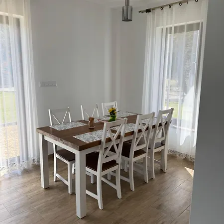 Nad Lasem - W Gorach Alpstuga Toporzysko (Sucha)