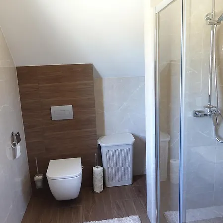 Alpstuga Nad Lasem - W Gorach