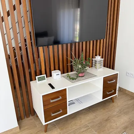 Nad Lasem - W Gorach Alpstuga Toporzysko (Sucha)