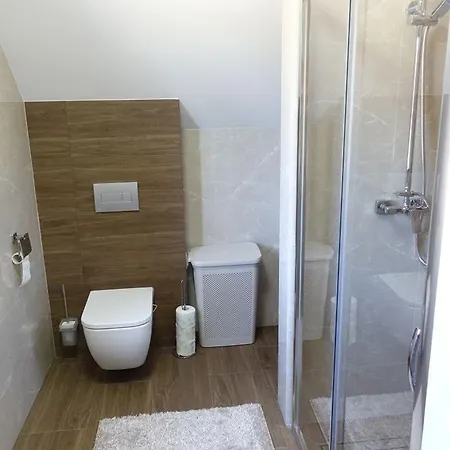 Alpstuga Nad Lasem - W Gorach