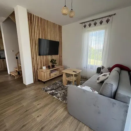 Nad Lasem - W Gorach Alpstuga