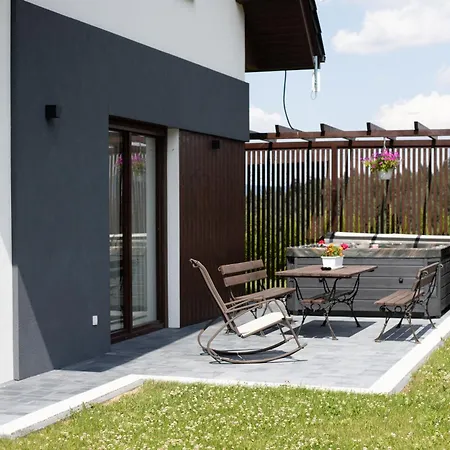 Chalet Nad Lasem - W Gorach