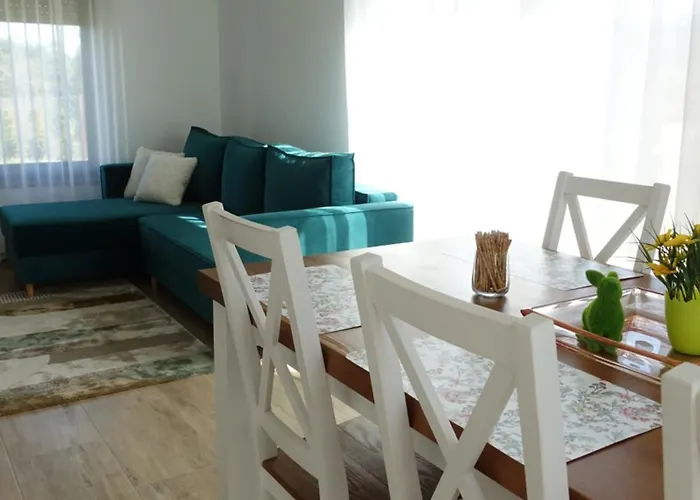 Nad Lasem - W Gorach شاليه