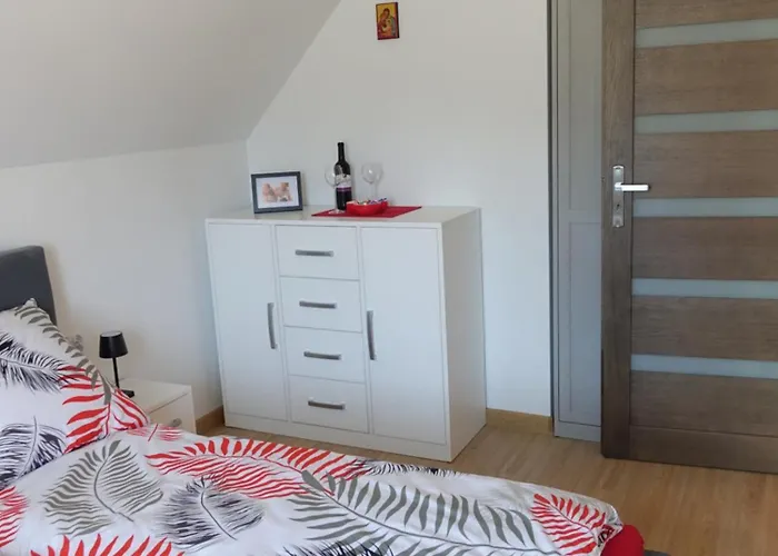 Nad Lasem - W Gorach شاليه