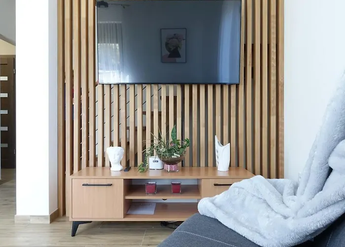 Nad Lasem - W Gorach شاليه *